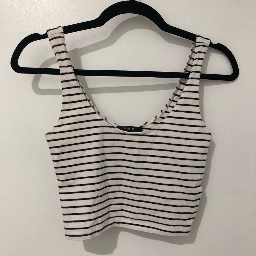 Forever 21 Black & White Striped Crop Top S